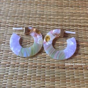 DARLING Jewelry - ACRYLIC MARBLED HOOP EARRINGS DARLING Jewelry - ACRYLIC MARBLED HOOP EARRINGS